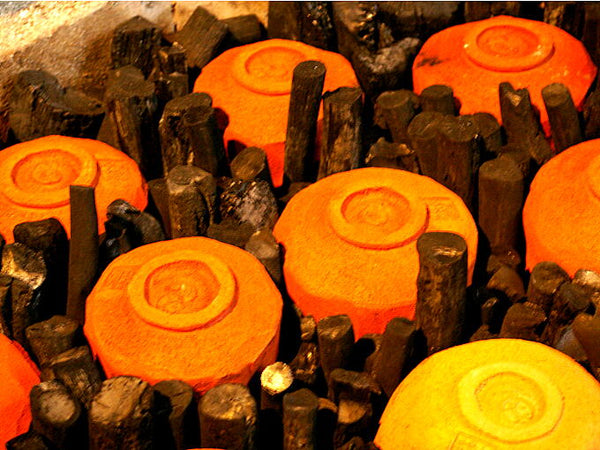 AKA MAKUGUSURI CHAWAN (by Shohraku III) - one of kind